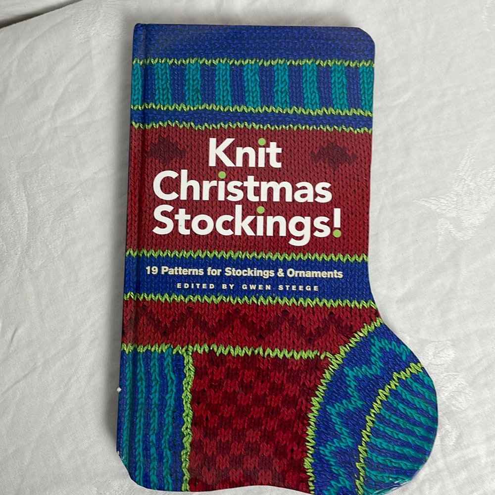 Knit Christmas Stockings - 19 Patterns for Stockings & Ornaments